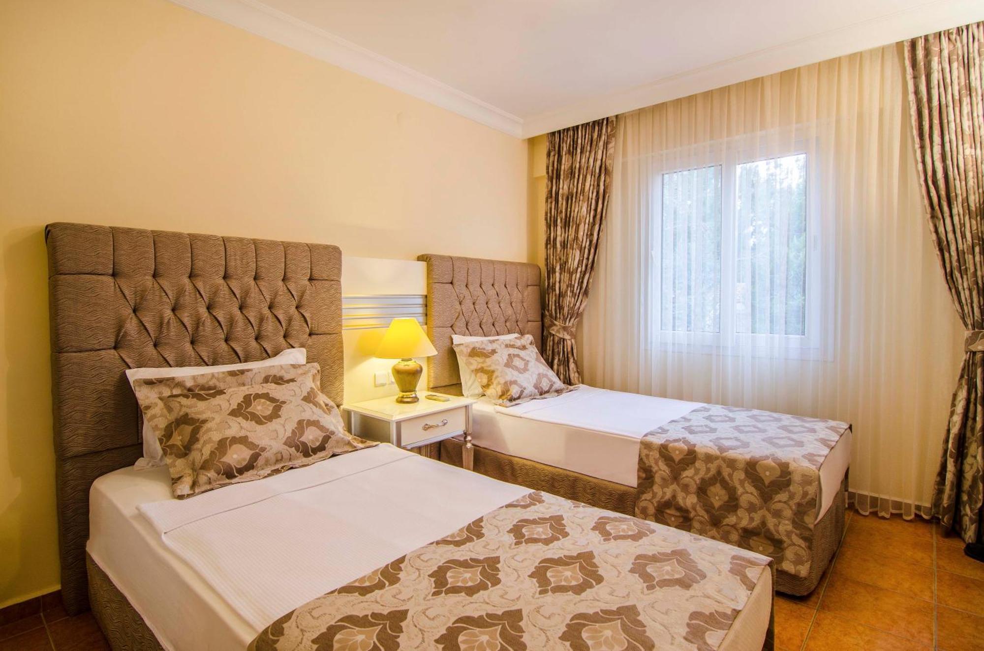 Pine Club Apart Hotel Kuşadası Ngoại thất bức ảnh