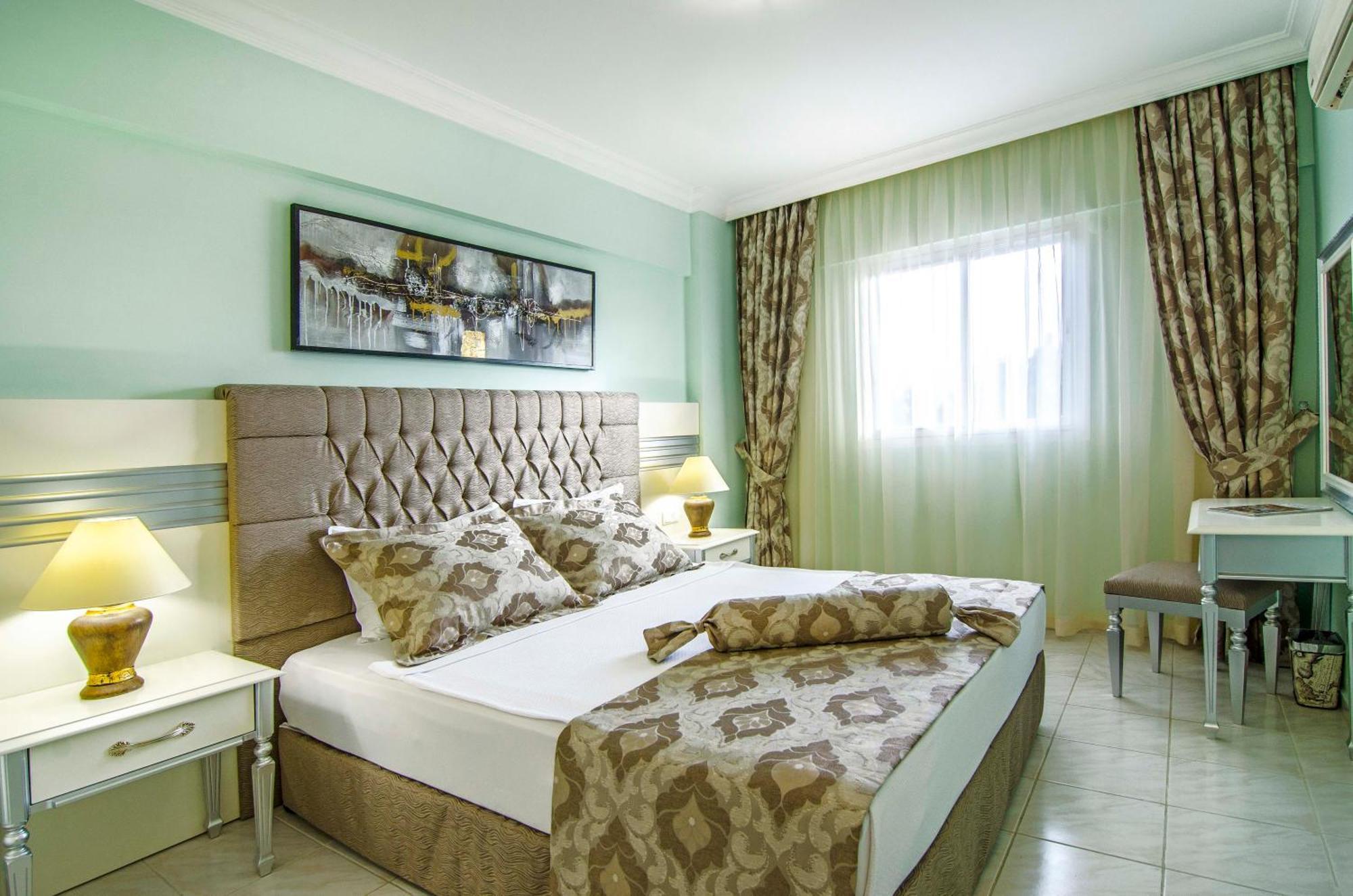 Pine Club Apart Hotel Kuşadası Ngoại thất bức ảnh
