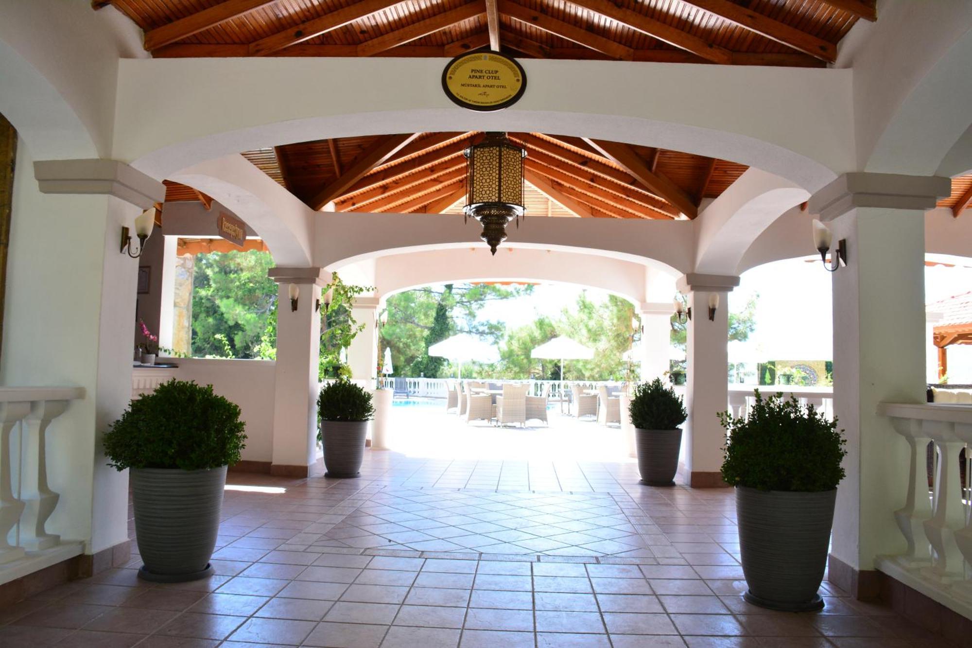 Pine Club Apart Hotel Kuşadası Ngoại thất bức ảnh