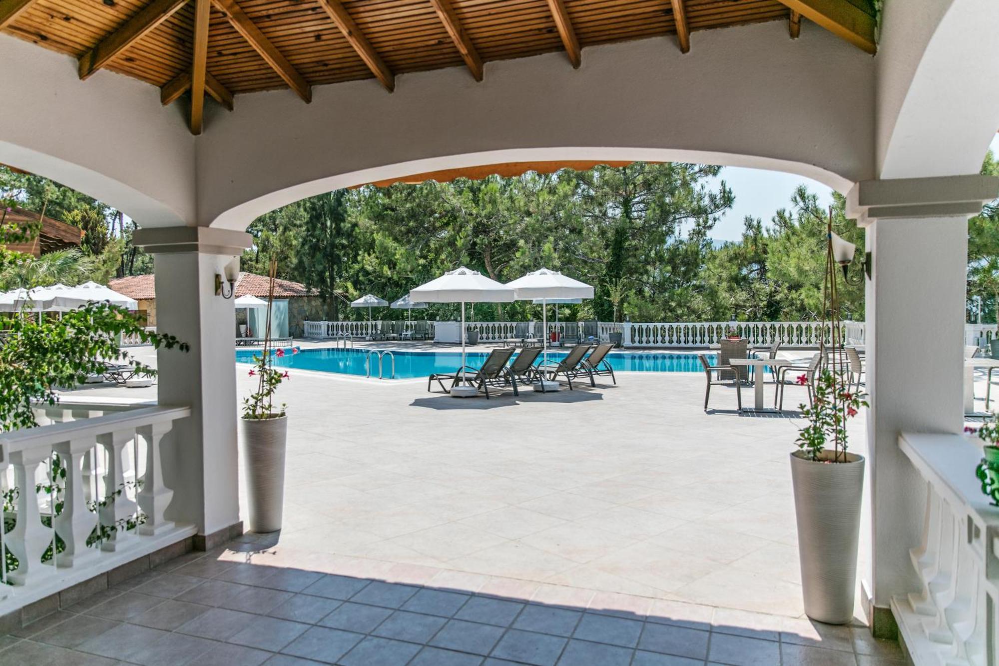 Pine Club Apart Hotel Kuşadası Ngoại thất bức ảnh